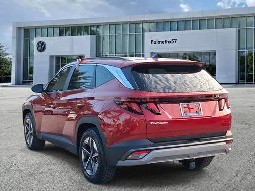 Red 2025 Hyundai TUCSON SEL