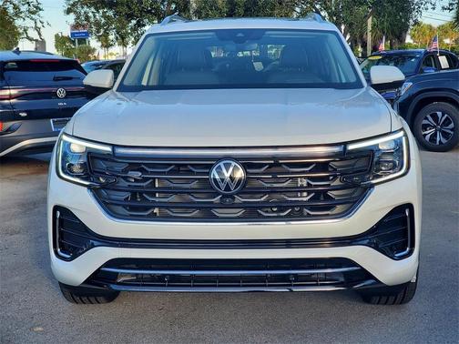 2025 Volkswagen Atlas 2.0T SEL Premium R-Line