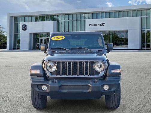 Granite Crystal Clearcoat Metallic 2024 Jeep Wrangler Sport