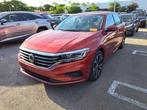 2022 Volkswagen Passat 2.0T SE