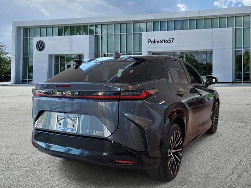 2023 Lexus RZ 450e Premium