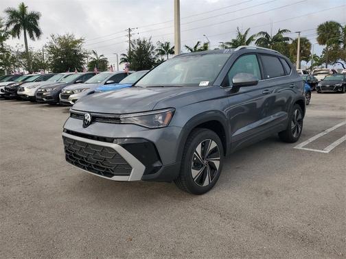 2025 Volkswagen Taos 1.5T SE