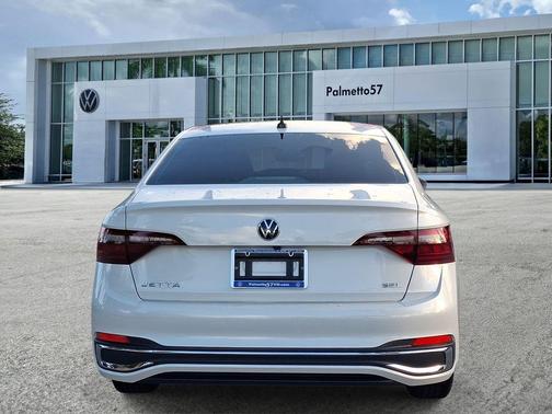 Opal White Pearl Effect 2024 Volkswagen Jetta 1.5T SEL
