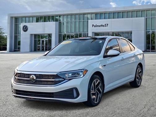Opal White Pearl Effect 2024 Volkswagen Jetta 1.5T SEL