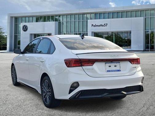 Snow White Pearl 2023 Kia Forte GT-Line