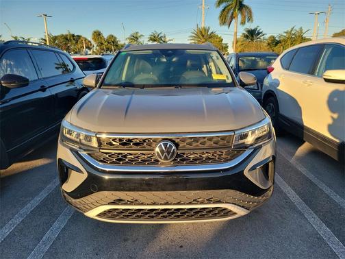 2023 Volkswagen Taos 1.5T SE