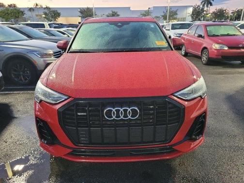 2023 Audi Q3 45 S line Premium