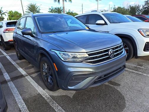 2023 Volkswagen Tiguan 2.0T SE