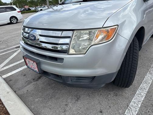 Ingot Silver Metallic 2010 Ford Edge SE