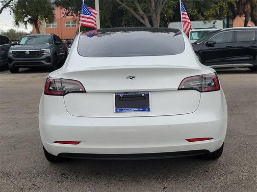 2020 Tesla Model 3 Standard Range Plus
