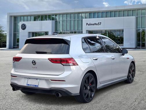 Reflex Silver Metallic 2022 Volkswagen Golf GTI 2.0T SE