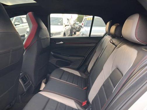 Reflex Silver Metallic 2022 Volkswagen Golf GTI 2.0T SE