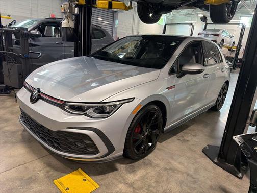Reflex Silver Metallic 2022 Volkswagen Golf GTI 2.0T SE