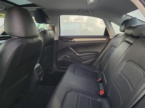 2021 Volkswagen Passat 2.0T SE