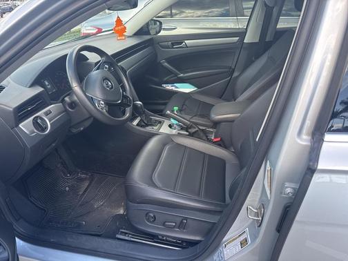 2021 Volkswagen Passat 2.0T SE