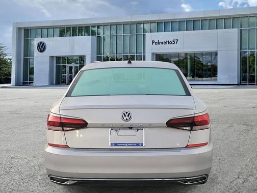 2021 Volkswagen Passat 2.0T SE