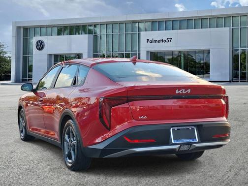 Currant Red 2025 Kia K4