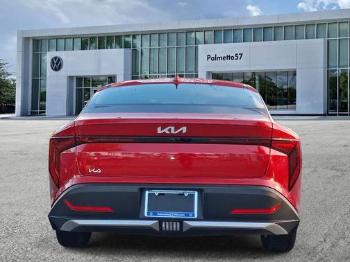 Currant Red 2025 Kia K4