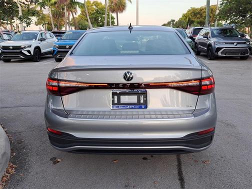 2025 Volkswagen Jetta 1.5T SE