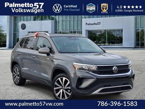 Pure Gray 2023 Volkswagen Taos 1.5T SE