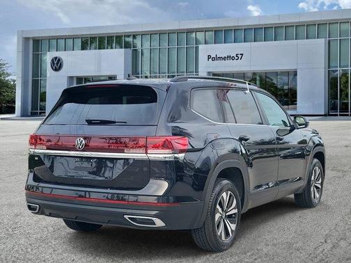 2024 Volkswagen Atlas 2.0T SE