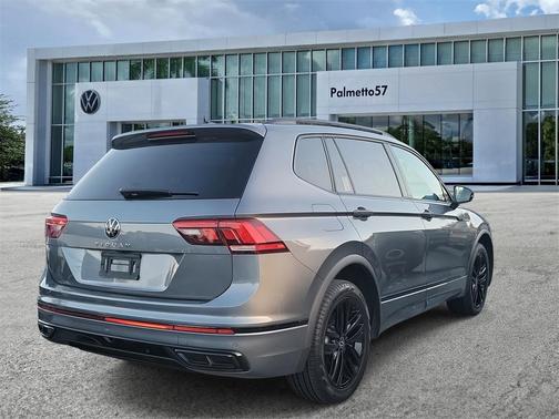 2022 Volkswagen Tiguan 2.0T SE R-Line Black