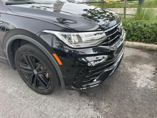 2022 Volkswagen Tiguan 2.0T SE R-Line Black