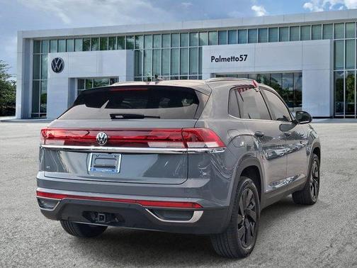 Pure Gray 2024 Volkswagen Atlas Cross Sport 2.0T SE w/Technology
