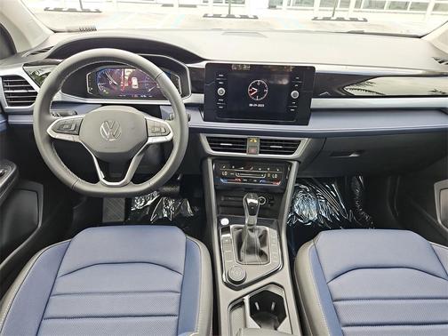 2025 Volkswagen Taos 1.5T SEL