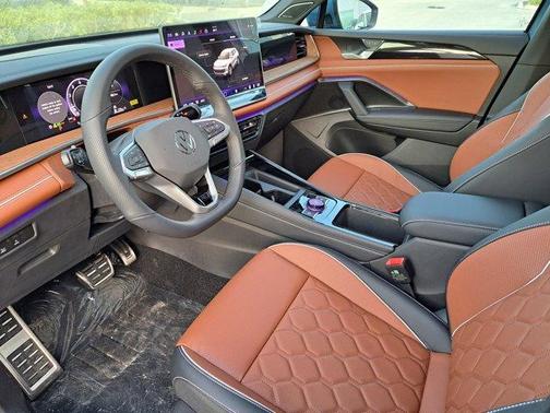 2026 Volkswagen Tiguan 2.0T SEL R-Line