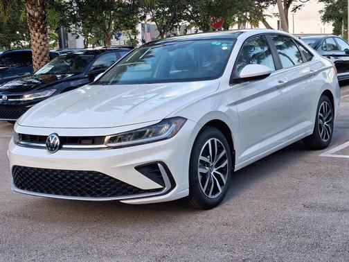 Opal White Pearl 2026 Volkswagen Jetta 1.5T SE