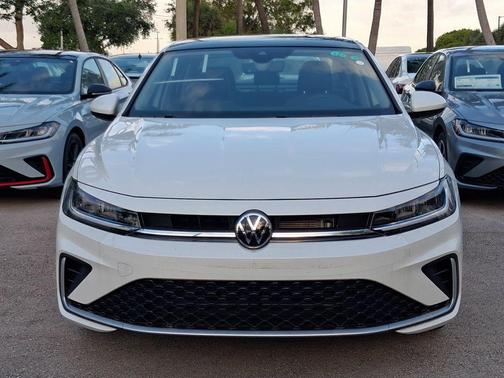 Opal White Pearl 2026 Volkswagen Jetta 1.5T SE