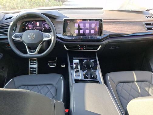 Lake Blue 2026 Volkswagen Atlas 2.0T SEL Premium R-Line