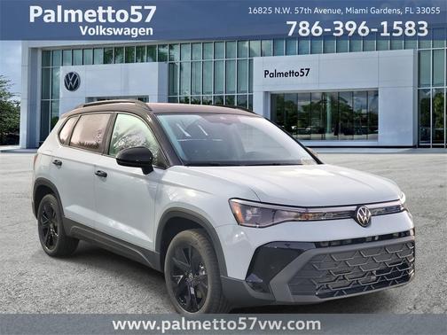 2025 Volkswagen Taos 1.5T SE Black
