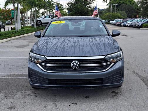 2023 Volkswagen Jetta 1.5T SE
