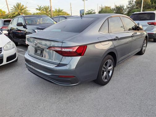 2023 Volkswagen Jetta 1.5T SE