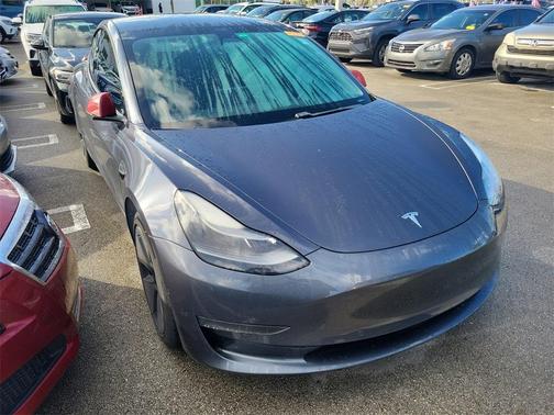2021 Tesla Model 3 Standard Range Plus