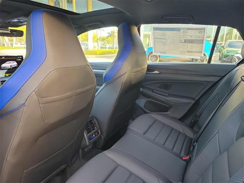2026 Volkswagen Golf R 2.0T