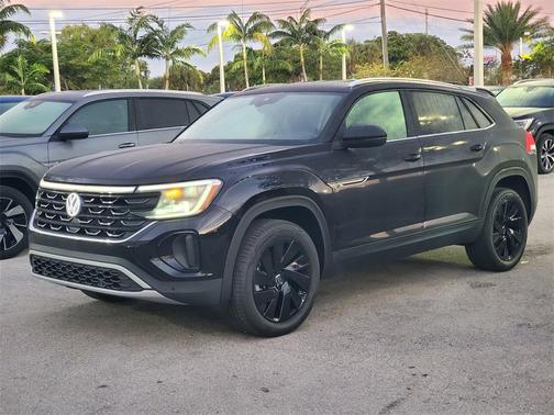 2025 Volkswagen Atlas Cross Sport 2.0T SE w/Technology
