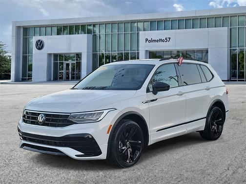 2024 Volkswagen Tiguan 2.0T SE R-Line Black