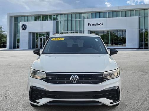 2024 Volkswagen Tiguan 2.0T SE R-Line Black