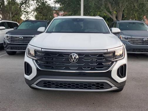2025 Volkswagen Atlas Cross Sport 2.0T SEL