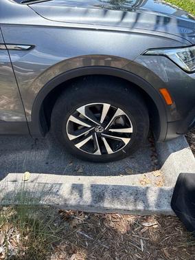 Platinum Gray Metallic 2023 Volkswagen Tiguan 2.0T S