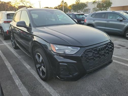 2022 Audi Q5 45 S line quattro Premium