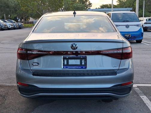 Pyrite 2026 Volkswagen Jetta 1.5T SE