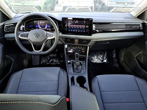 2025 Volkswagen Jetta 1.5T SE