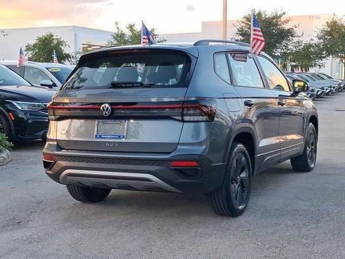 Platinum Gray Metallic 2025 Volkswagen Taos 1.5T S
