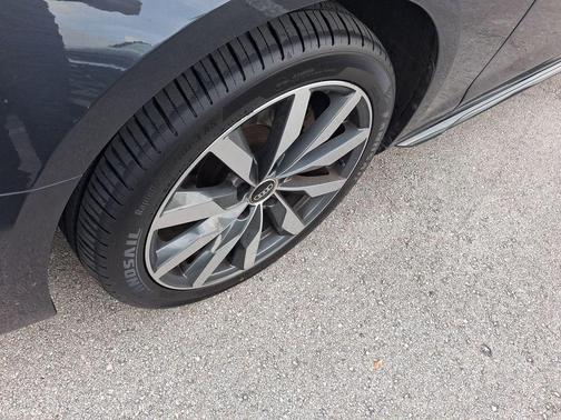 Manhattan Gray Metallic 2021 Audi A4 40 Premium
