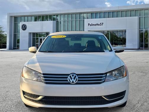 2015 Volkswagen Passat 1.8T Auto Wolfsburg Ed