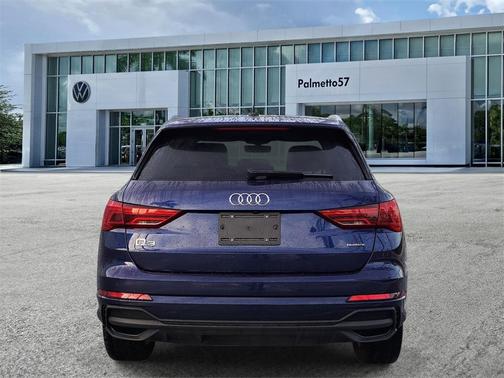 2024 Audi Q3 45 S line Premium